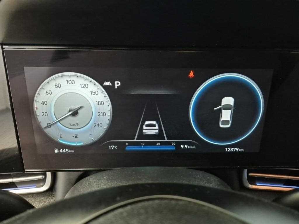 HYUNDAI Avante - Vista 6