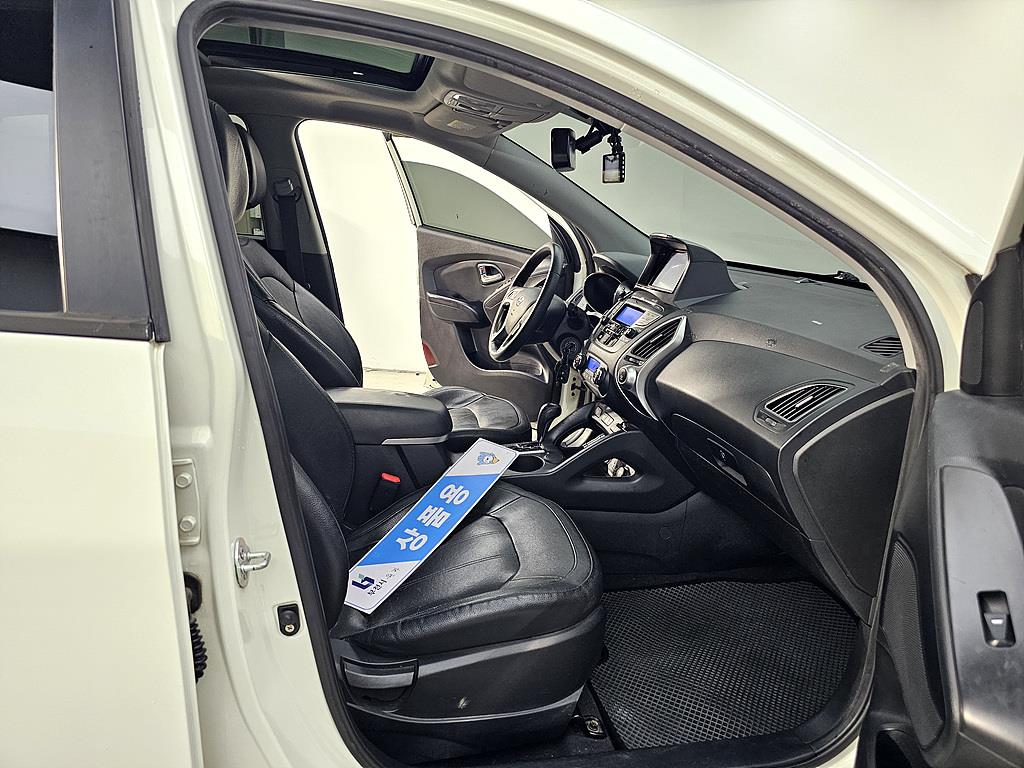HYUNDAI Tucson - Vista 11