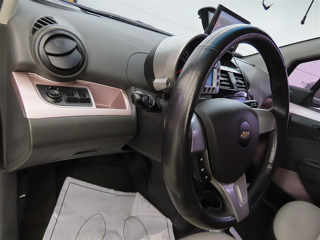 Chevrolet Spark - Vista 12