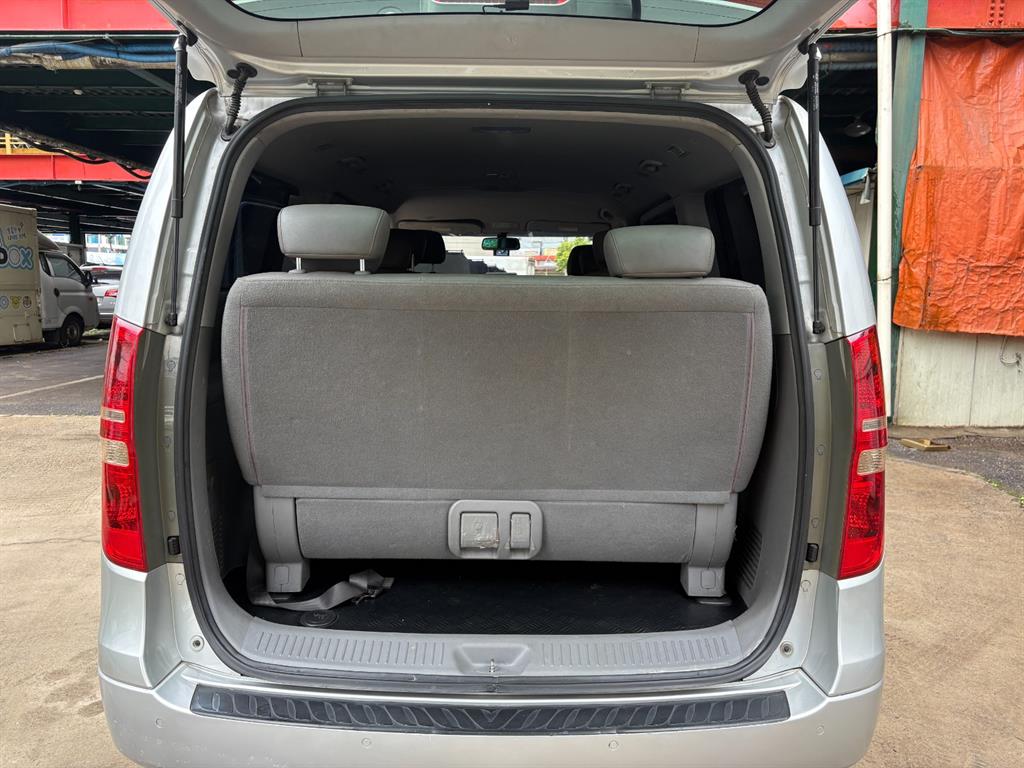 HYUNDAI Starex 2009 Plateado - Importación desde Corea - HF Imports Iquique - Foto 19