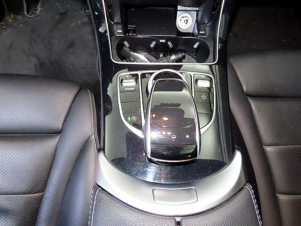 Mercedes Benz C Class - Vista 12
