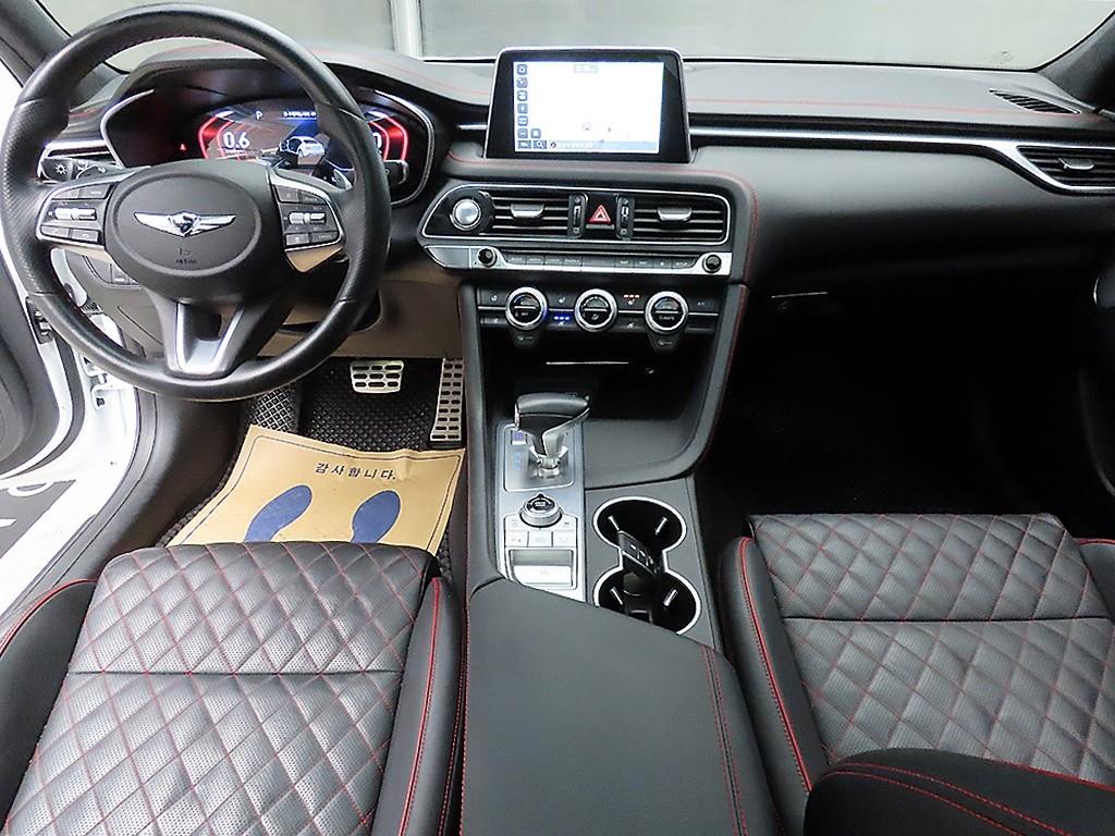 Genesis G70 - Vista 7