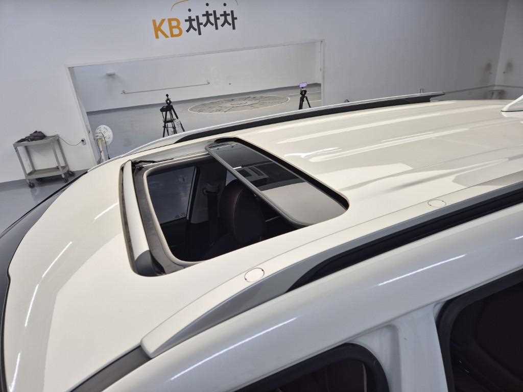 KIA Seltos 2022 Blanco - Importación desde Corea - HF Imports Iquique - Foto 13