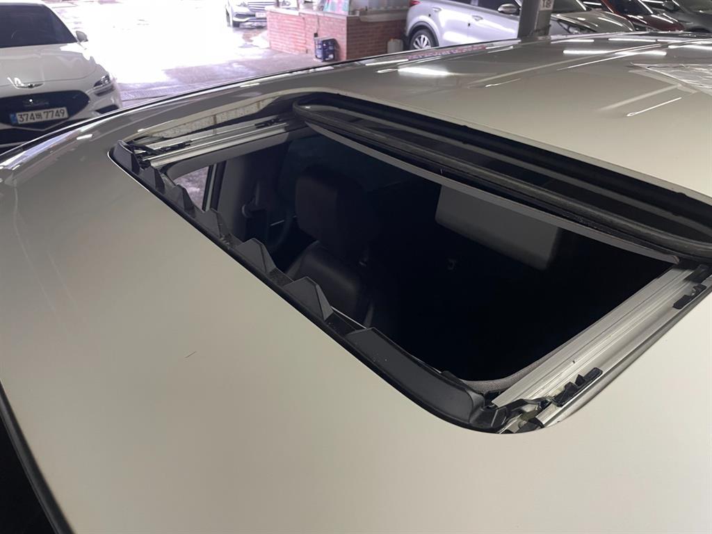 Honda Odyssey 2018 Blanco - Importación desde Corea - HF Imports Iquique - Foto 20