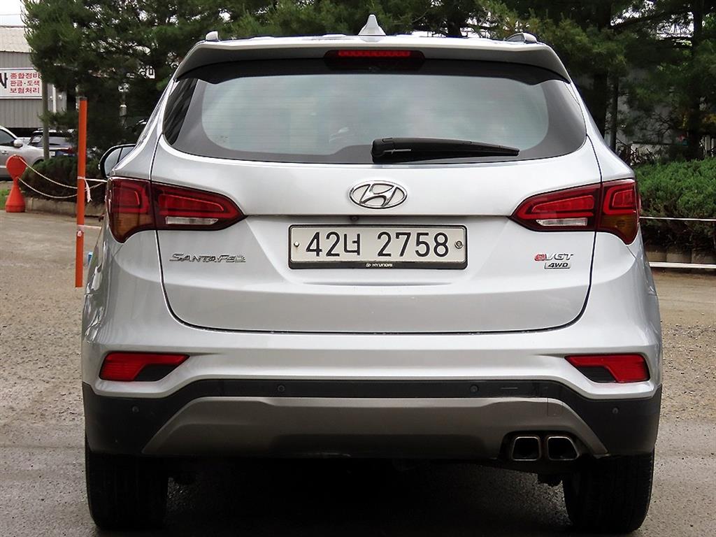 HYUNDAI Santa Fe - Vista 4