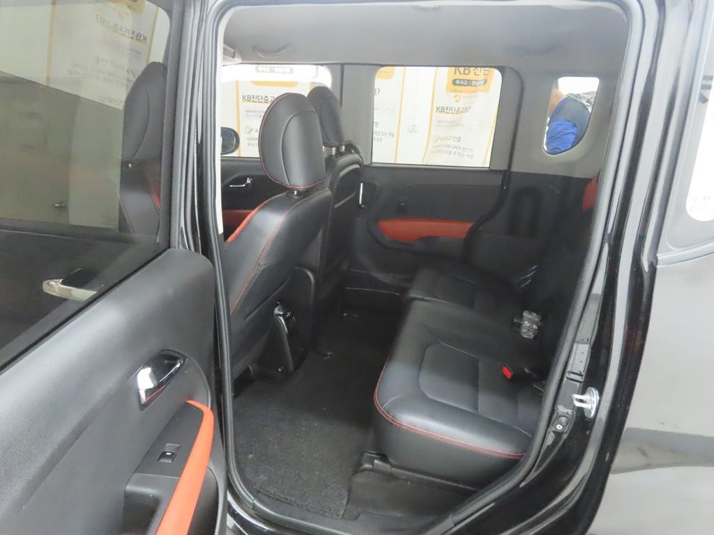 KIA Ray - Vista 6