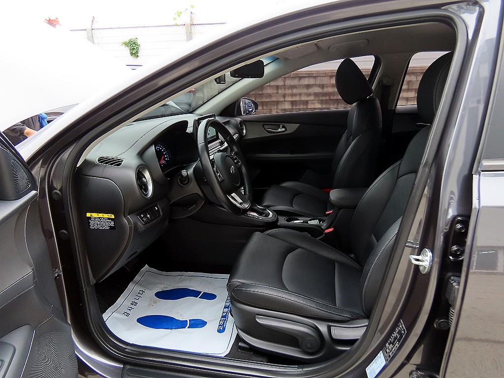 KIA K3 - Vista 5