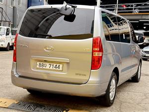 HYUNDAI Starex - Vista 8