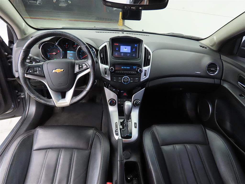 Chevrolet Cruise - Vista 7
