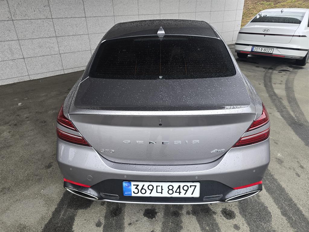 Genesis G70 - Vista 2