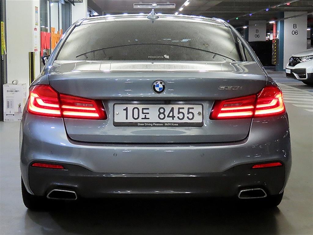 BMW 5 Series - Vista 5