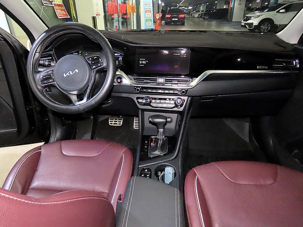 KIA Niro - Vista 10