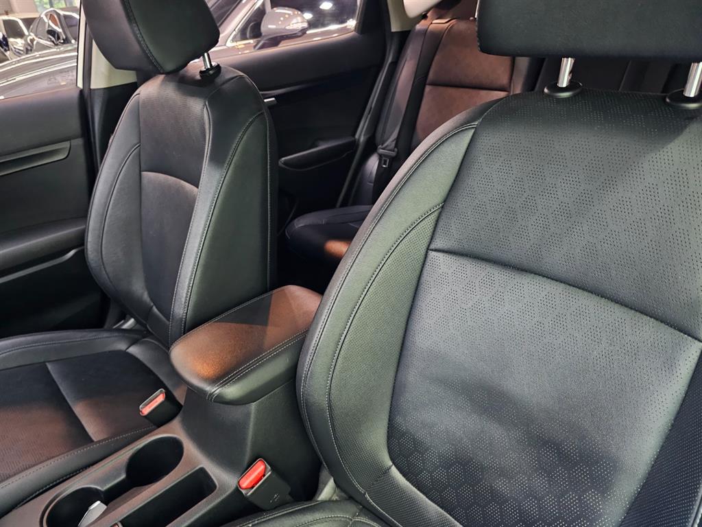 KIA Seltos - Vista 5