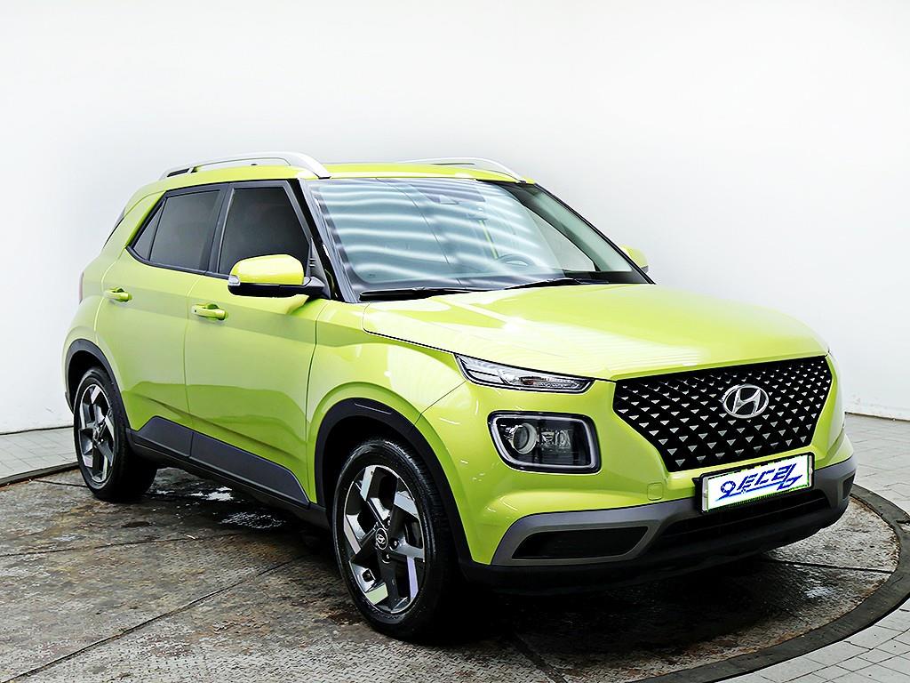 HYUNDAI Venue - Vista 3