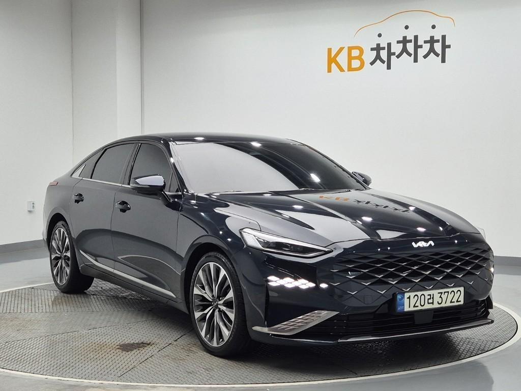 KIA K8 - Vista 3