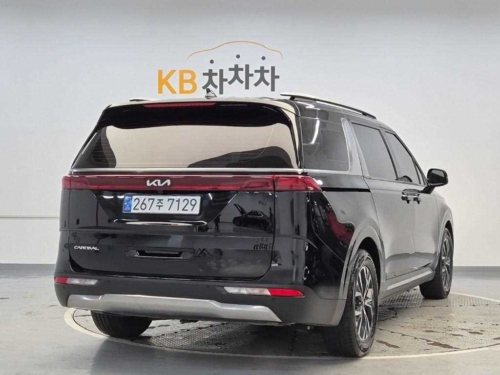 KIA Carnival - Vista 3