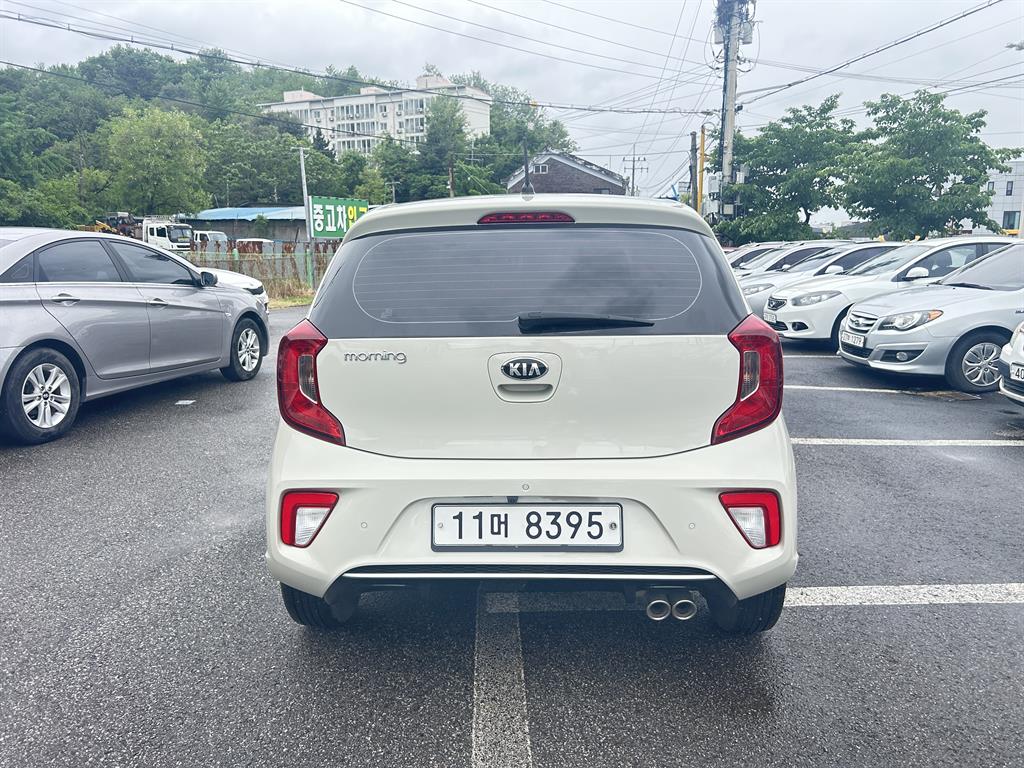KIA Morning - Vista 8