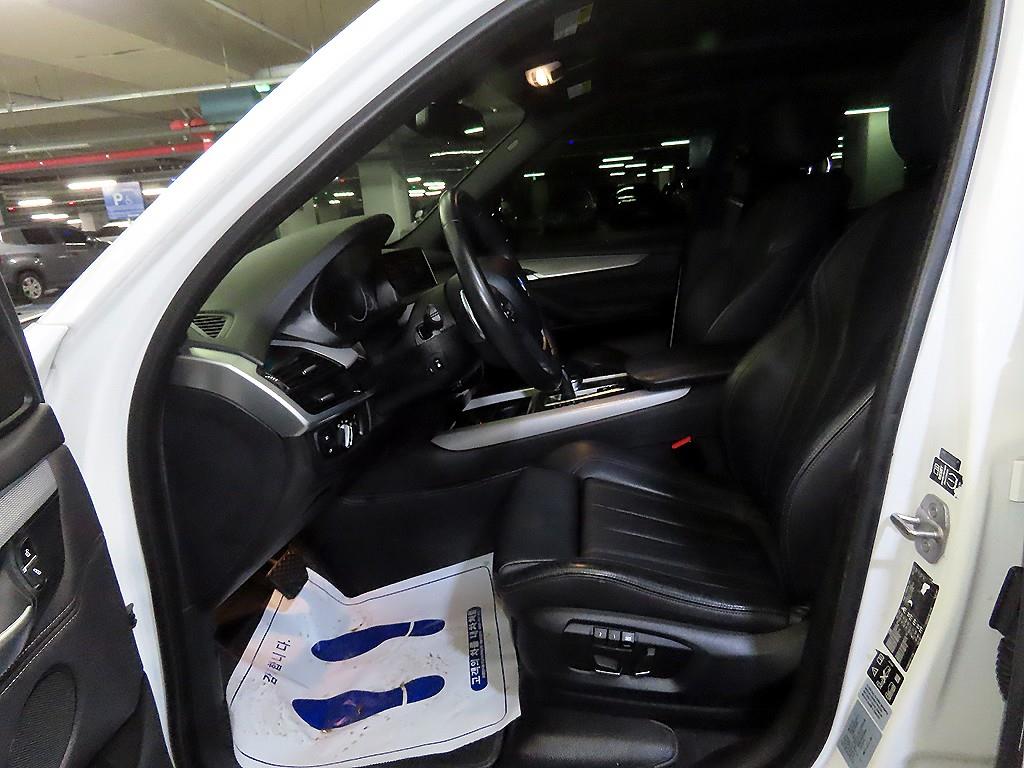 BMW X5 - Vista 6