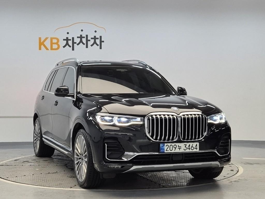 BMW X7 - Vista 4