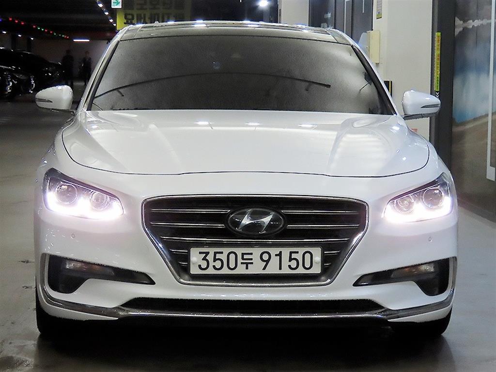 HYUNDAI Grandeur - Vista 2