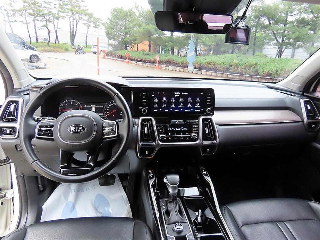 KIA Sorento - Vista 7