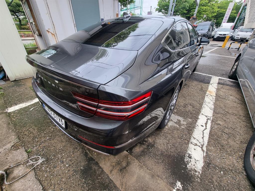 Genesis G80 - Vista 5
