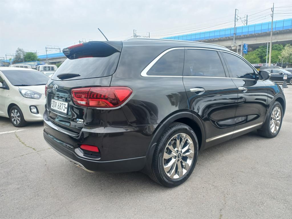 KIA Sorento - Vista 5