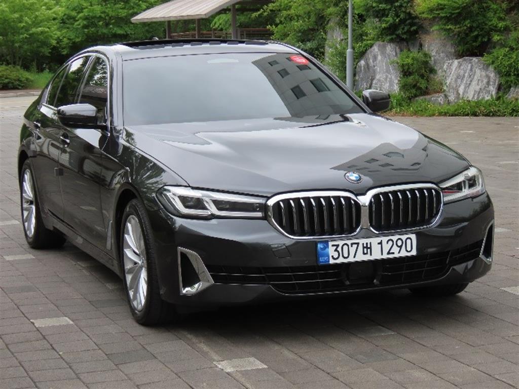 BMW 5 Series - Vista 3