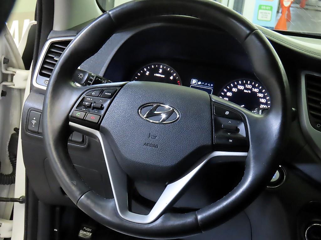 HYUNDAI Tucson - Vista 8