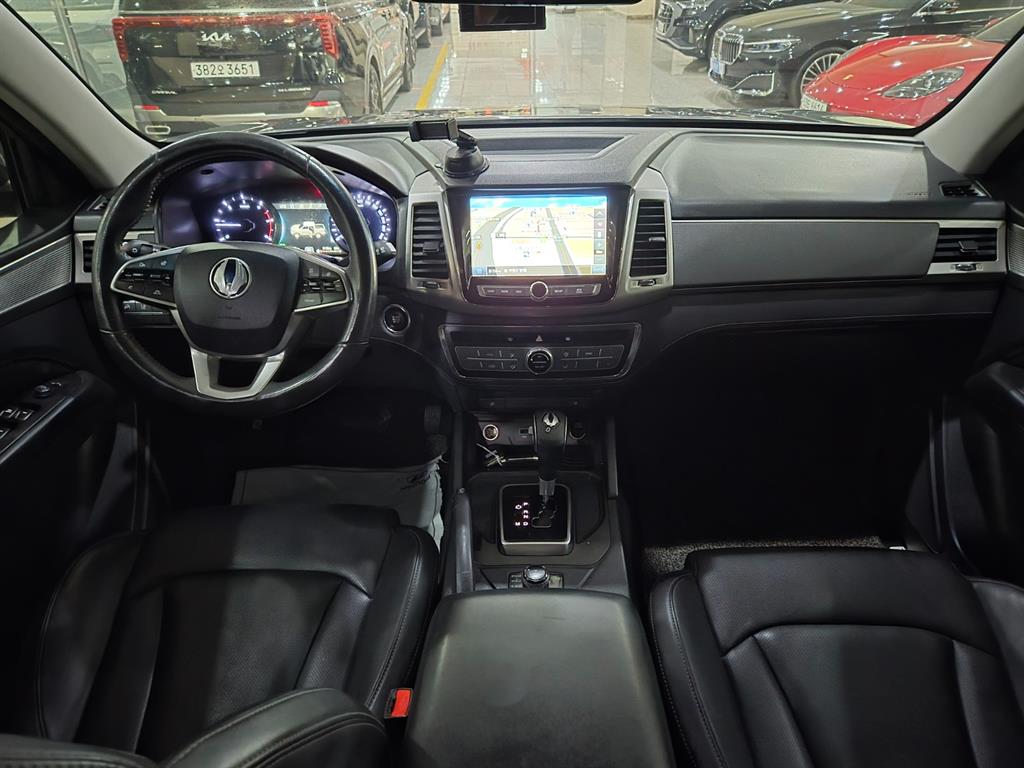 Ssangyong Rexton - Vista 9