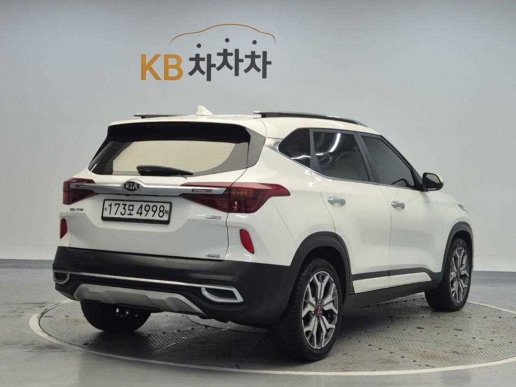KIA Seltos - Vista 3