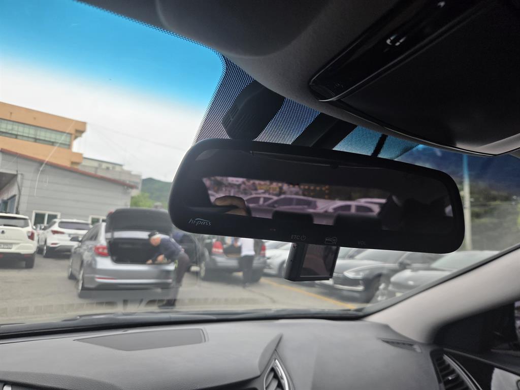 HYUNDAI Grandeur - Vista 9