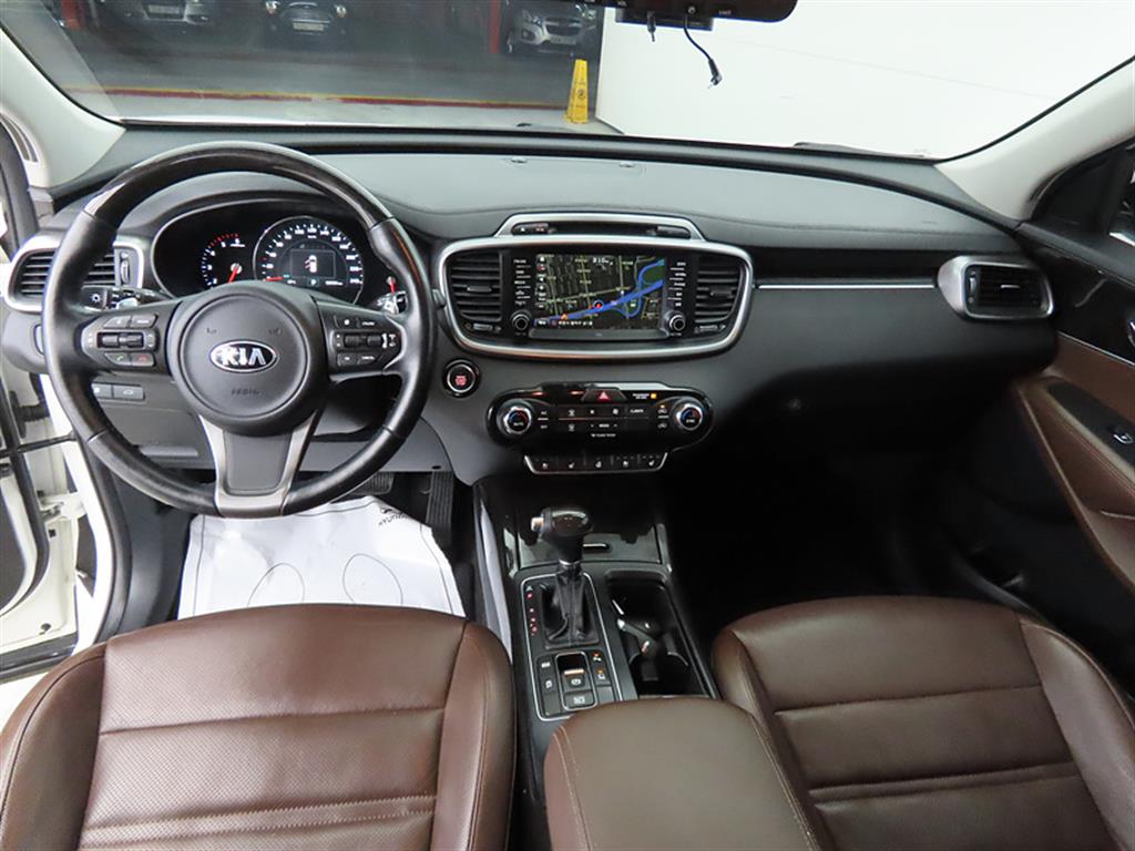 KIA Sorento - Vista 7