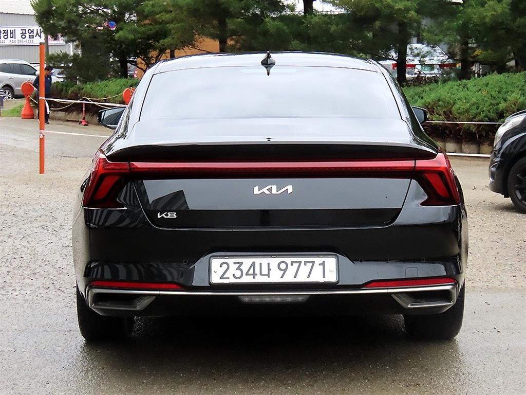 KIA K8 - Vista 4