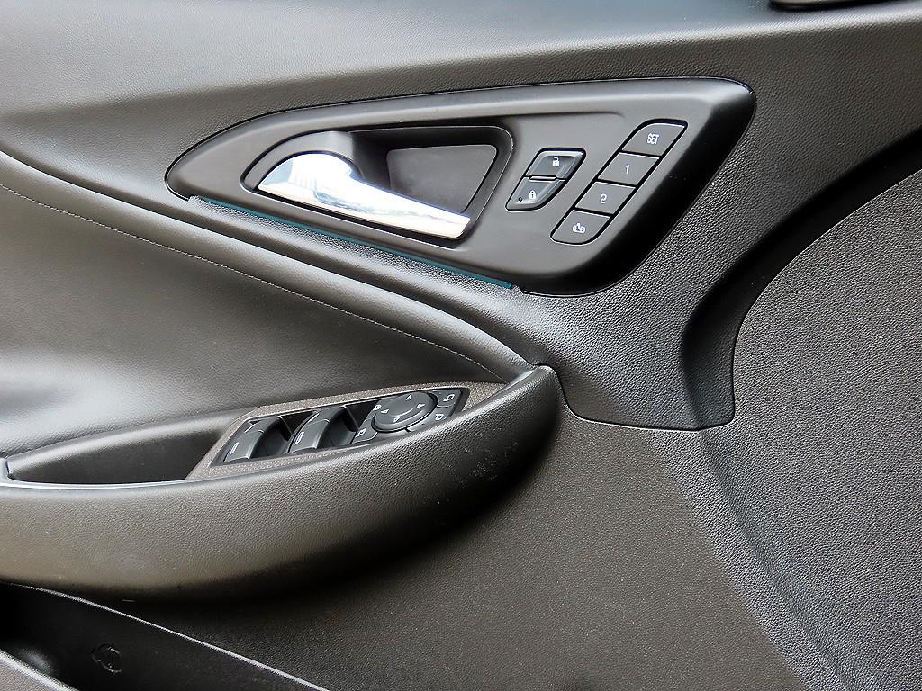 Chevrolet Malibu - Vista 11