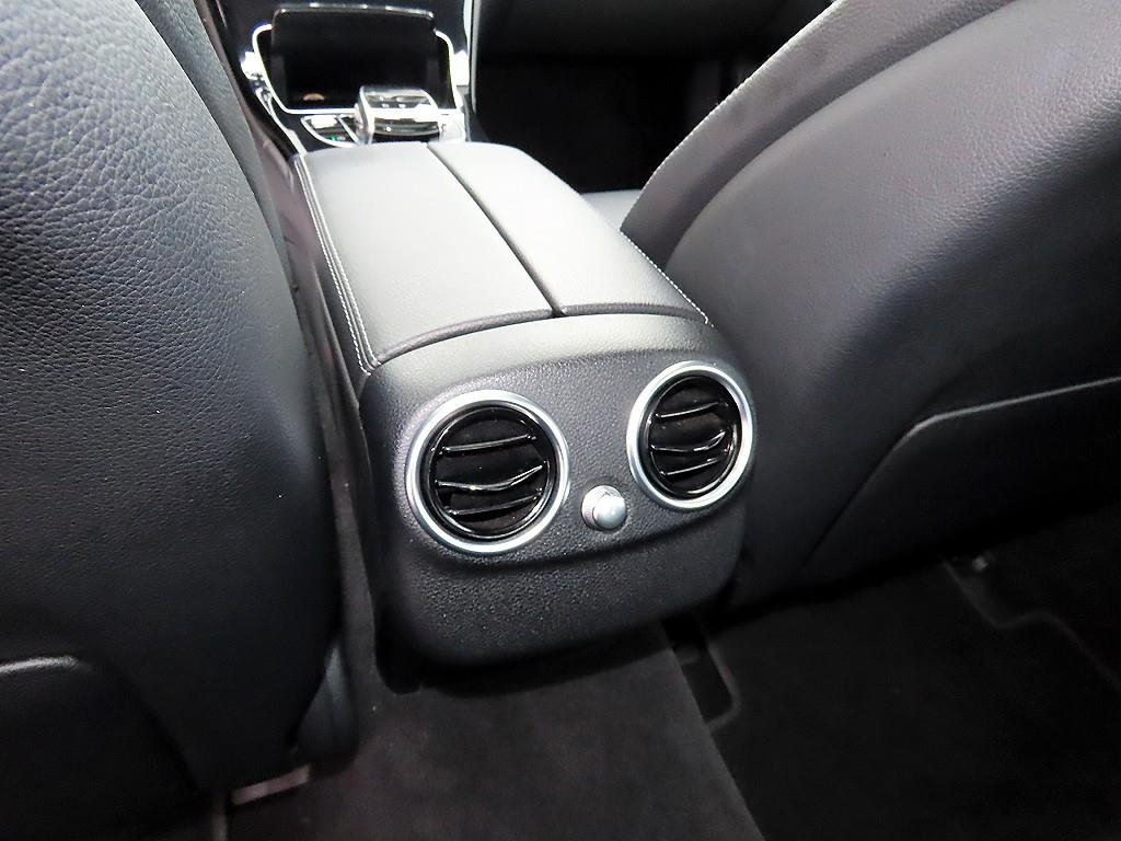 Mercedes Benz C Class 2017 Blanco - Importación desde Corea - HF Imports Iquique - Foto 16