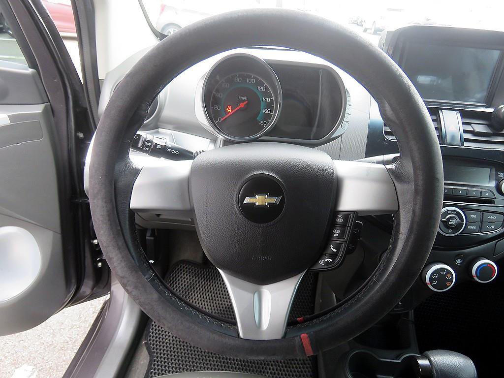 Chevrolet Spark - Vista 11
