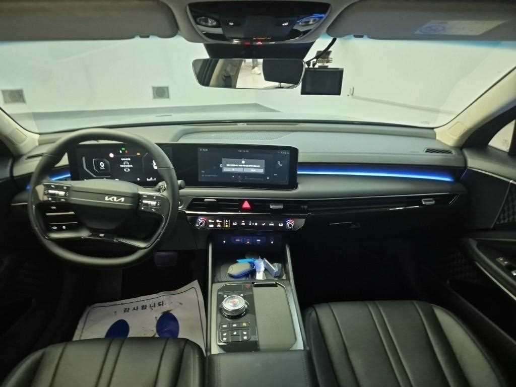 KIA K8 - Vista 7
