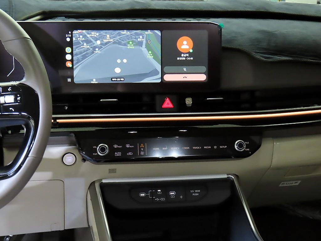 KIA Carnival - Vista 11