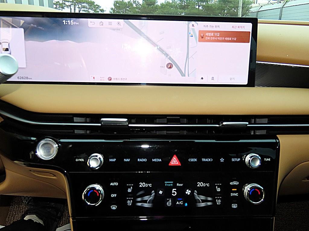 Genesis G80 2025 Negro - Importación desde Corea - HF Imports Iquique - Foto 13