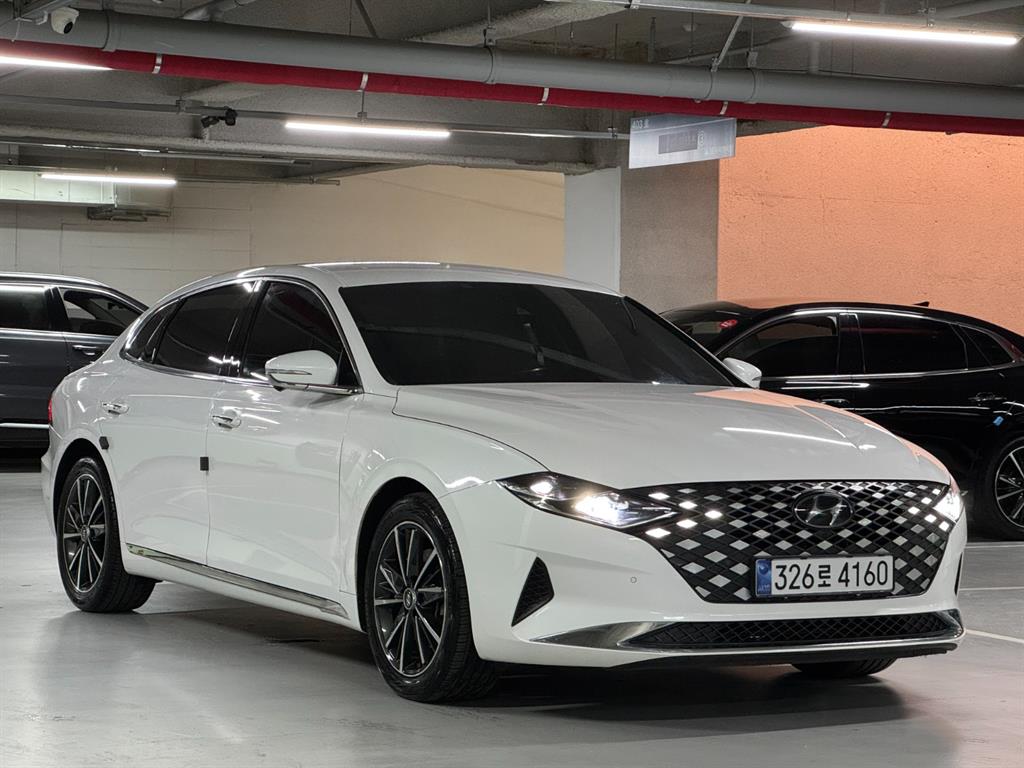 HYUNDAI Grandeur - Vista 4