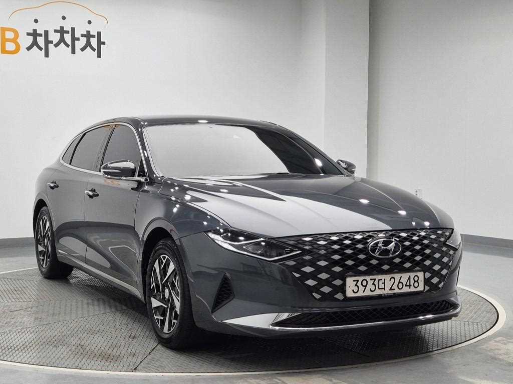 HYUNDAI Grandeur - Vista 4