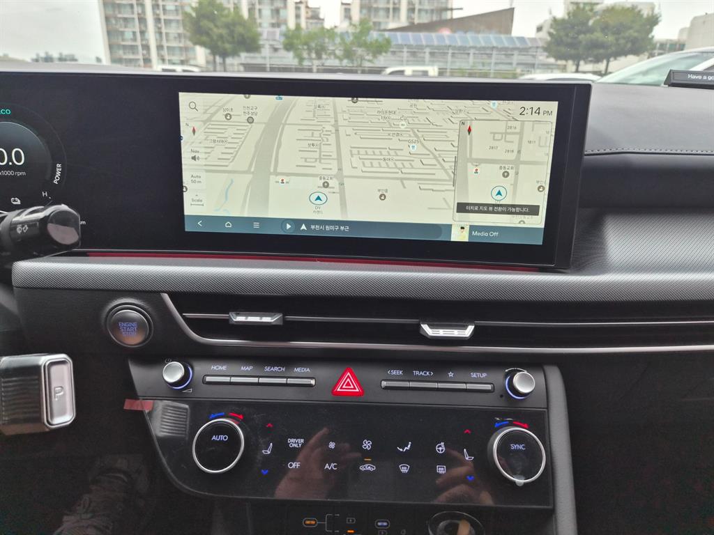 HYUNDAI Sonata - Vista 8