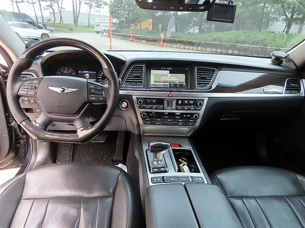 Genesis G80 - Vista 7
