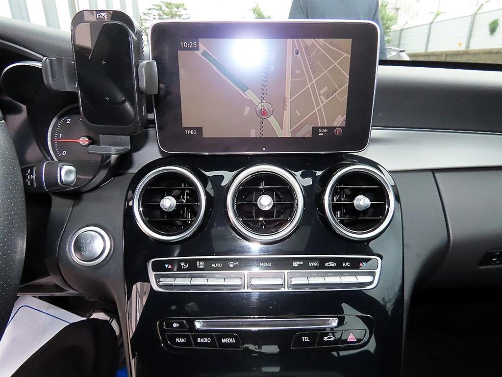 Mercedes Benz C Class - Vista 12