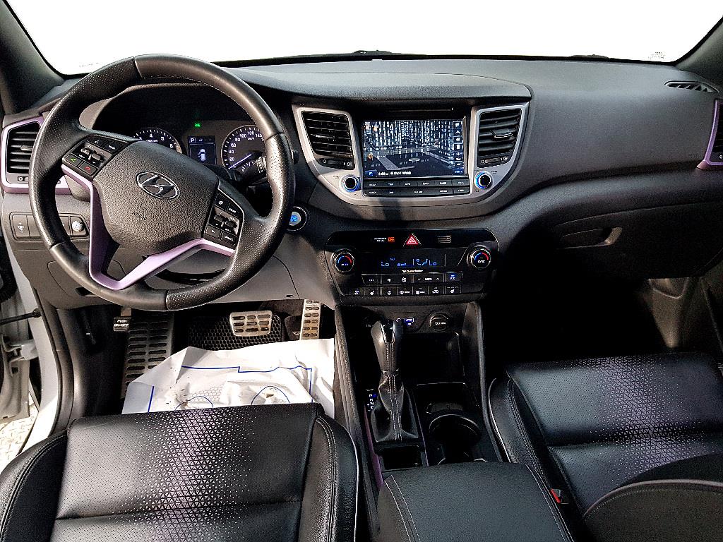 HYUNDAI Tucson - Vista 9