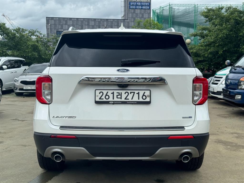 Ford Explorer - Vista 3