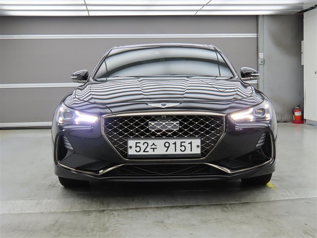 Genesis G70 - Vista 2