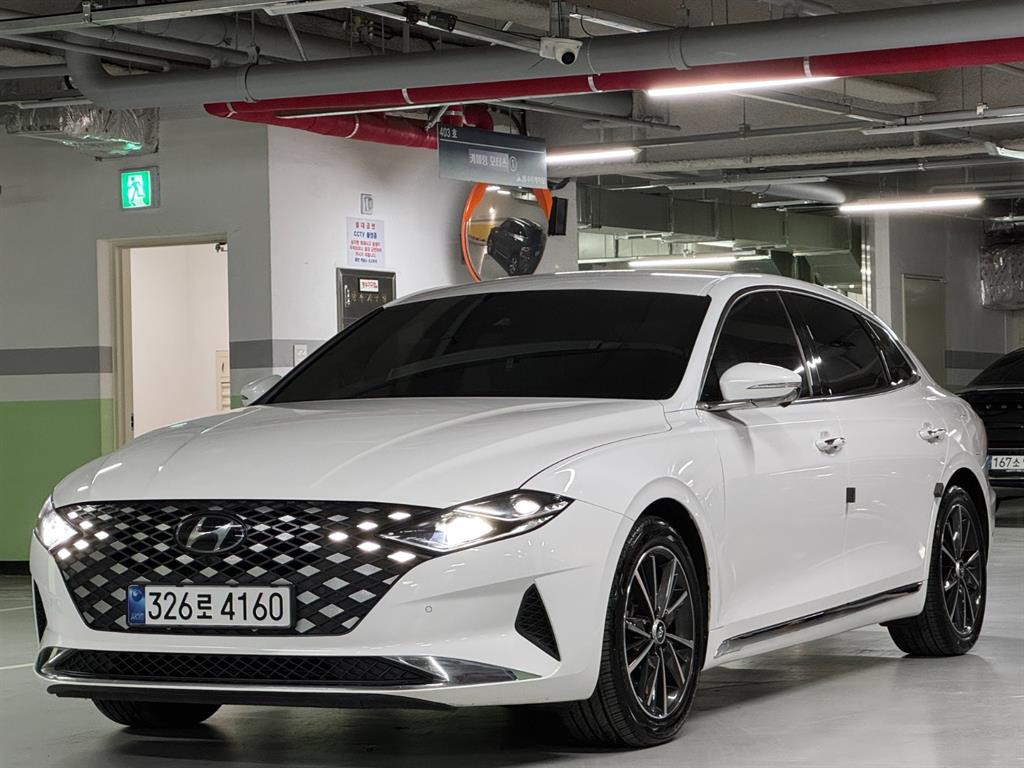 HYUNDAI Grandeur - Vista 3