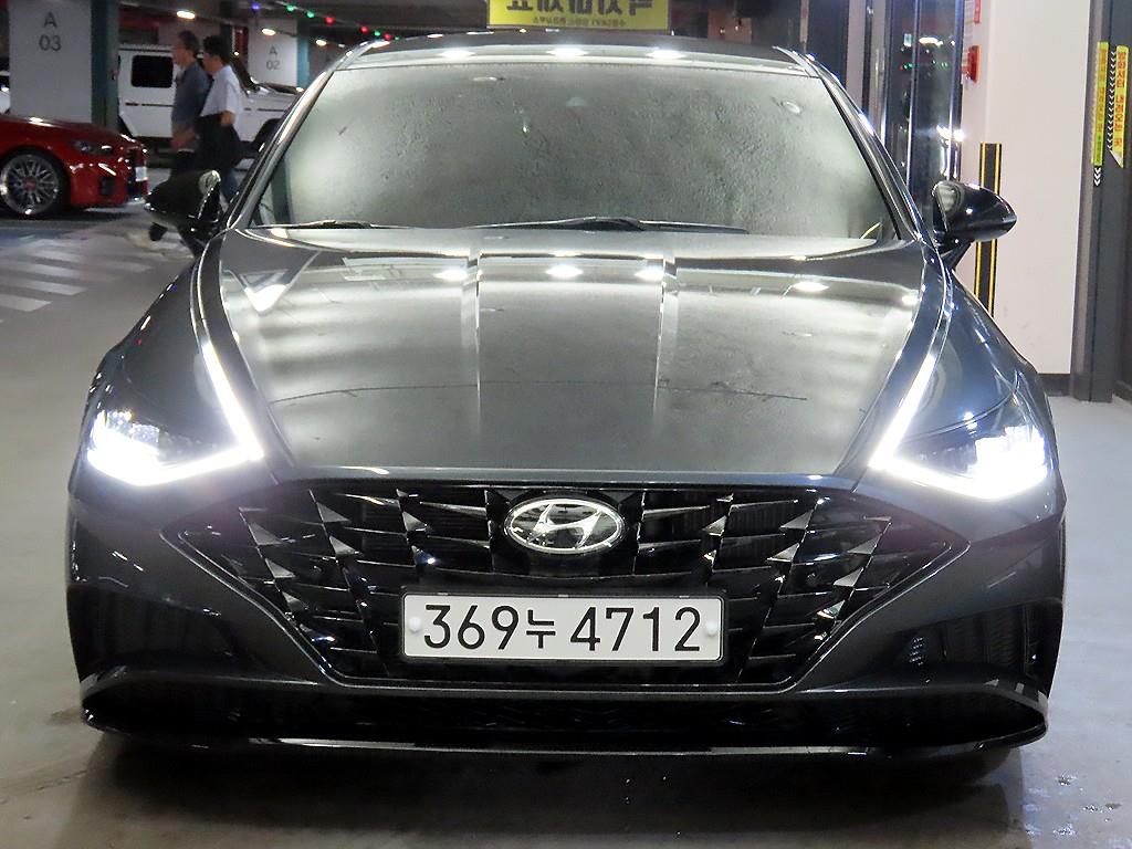HYUNDAI Sonata - Vista 2